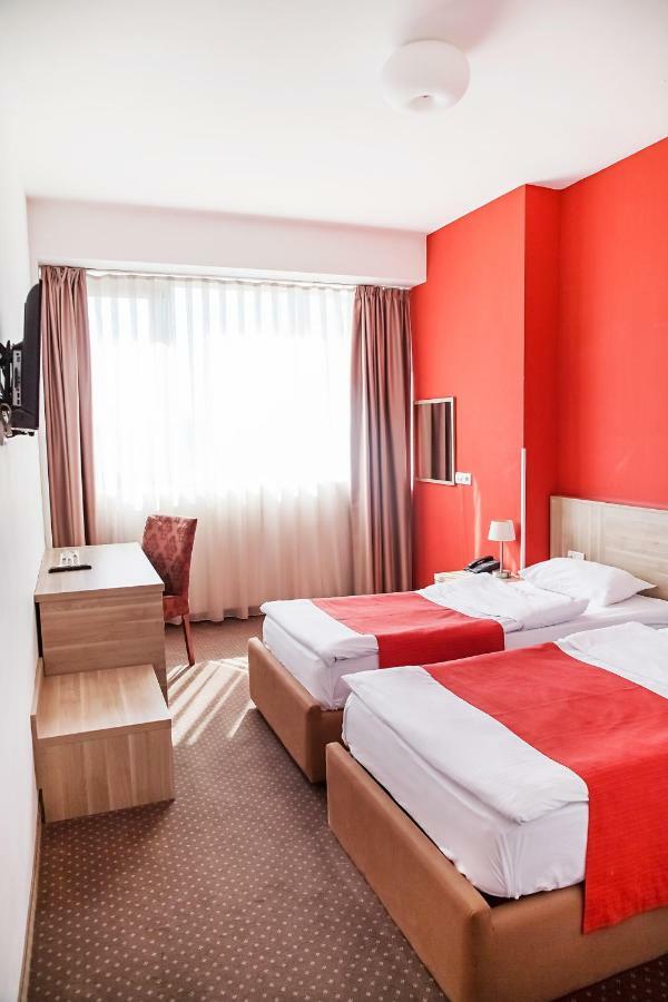 Hotel Putnik Новий Сад Номер фото